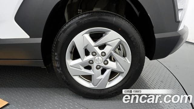 Hyundai Kona 2023 — Şəkil 5/20