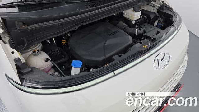 Hyundai Staria 2023 — ფოტო 6/20