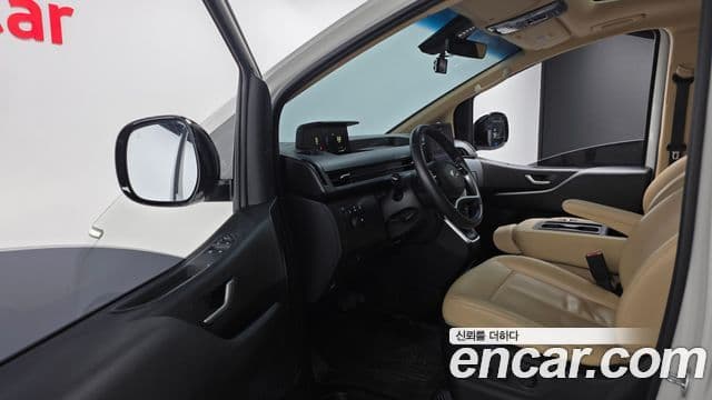 Hyundai Staria 2023 — ფოტო 11/20