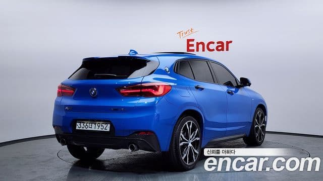 BMW X2 2018 — Şəkil 17/20