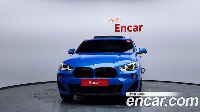 BMW X2 2018 — Şəkil 9/20