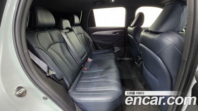 Renault Samsung Grand Koleos 2025 — Фото 19/20