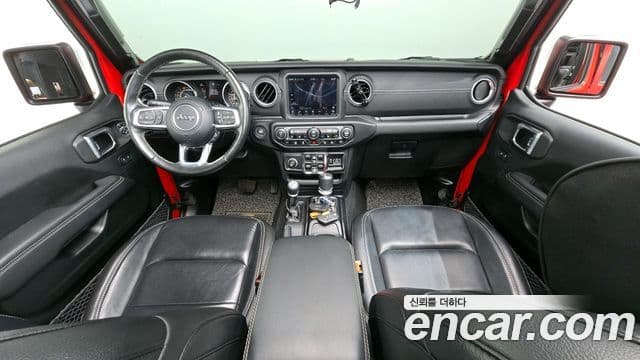 Jeep Wrangler 2021 — Şəkil 7/20