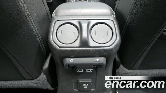 Jeep Wrangler 2021 — Şəkil 19/20