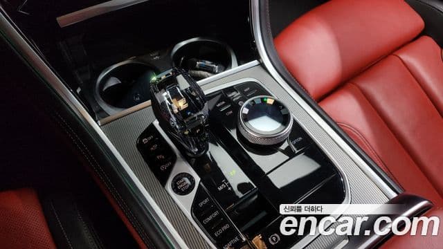 BMW 8 Series 2022 — Фото 9/20