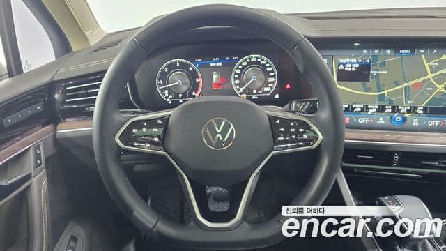 Volkswagen Touareg 2023 — Şəkil 13/20