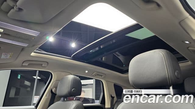 Volkswagen Touareg 2023 — Şəkil 19/20