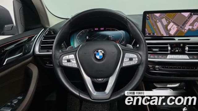 BMW X4 2022 — ფოტო 13/20