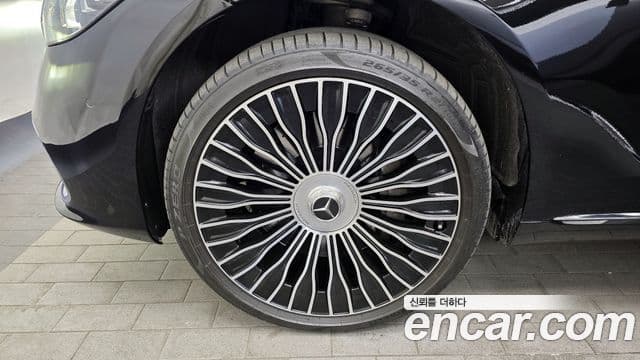 Mercedes-Benz S-Class 2023 — ფოტო 5/20