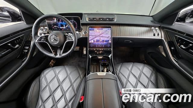 Mercedes-Benz S-Class 2023 — Photo 3/20