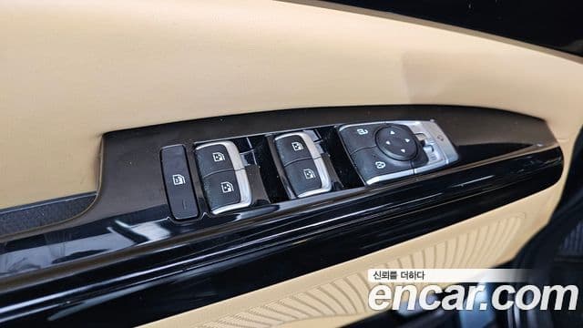 Kia Carnival 2020 — фото 18 из 20