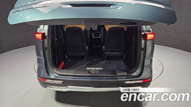 Kia Carnival 2020 — фото 20 из 20