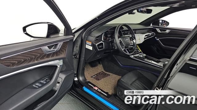 Audi A6 2022 — Şəkil 10/20