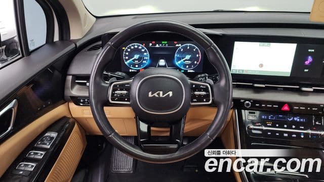 Kia Carnival 2023 — Фото 13/20