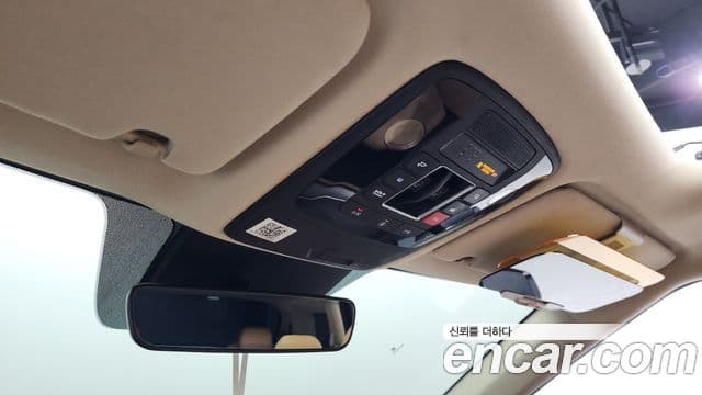 Kia Carnival 2023 — Фото 18/20