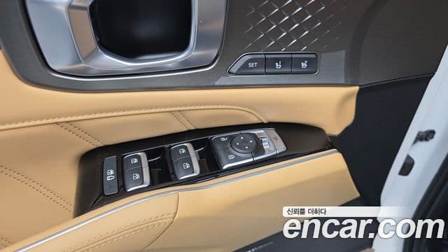 Kia Sorento 2022 — ფოტო 14/20