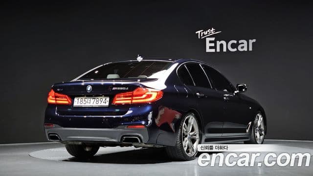 BMW 5 Series 2018 — Photo 15/20