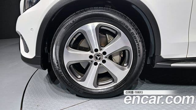Mercedes-Benz GLC-Class 2019 — ფოტო 5/20