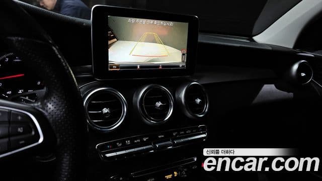 Mercedes-Benz GLC-Class 2019 — ფოტო 15/20