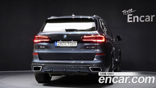 BMW X5 2021 — ფოტო 4/20