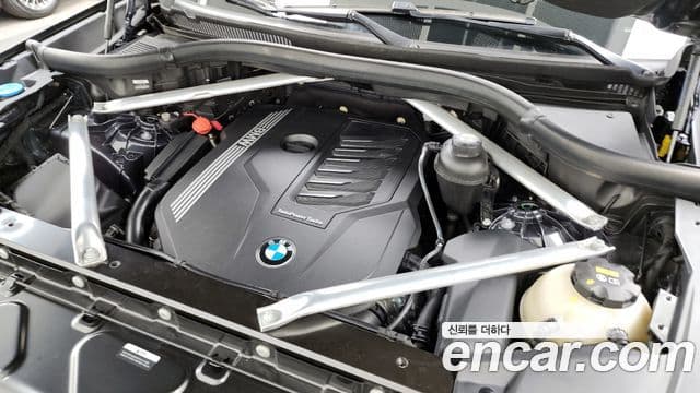 BMW X5 2021 — Photo 11/20