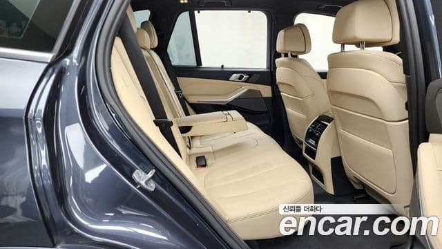 BMW X5 2021 — ფოტო 12/20