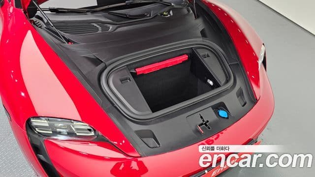 Porsche Taycan 2023 — ფოტო 9/20