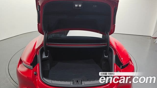 Porsche Taycan 2023 — ფოტო 5/20