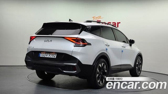 Kia Sportage 2023 — Şəkil 14/20