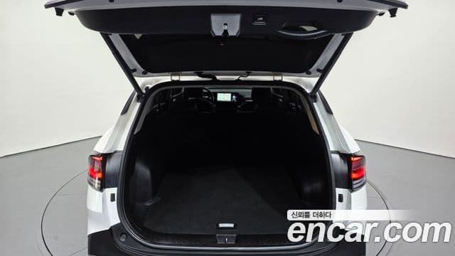 Kia Sportage 2023 — Şəkil 13/20