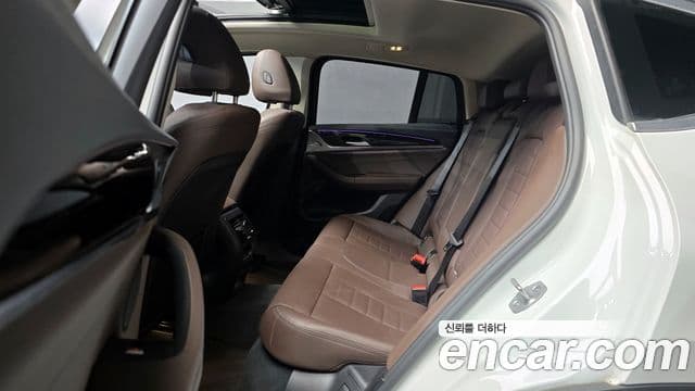 BMW X4 2022 — ფოტო 13/20
