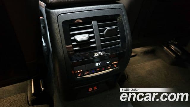 BMW X4 2022 — ფოტო 17/20