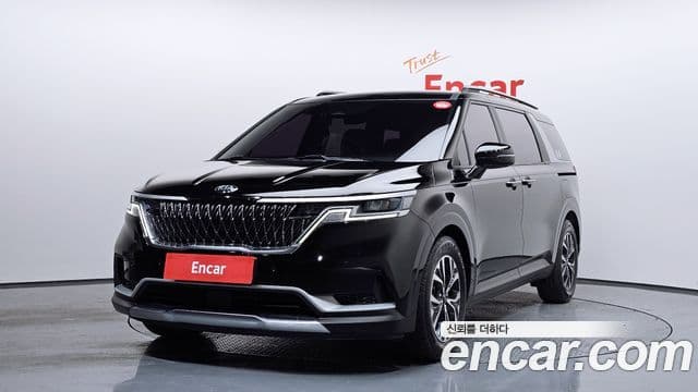 Kia Carnival 2021 — ფოტო 1/20