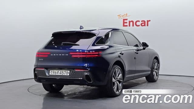 Genesis GV70 2021 — ფოტო 2/20