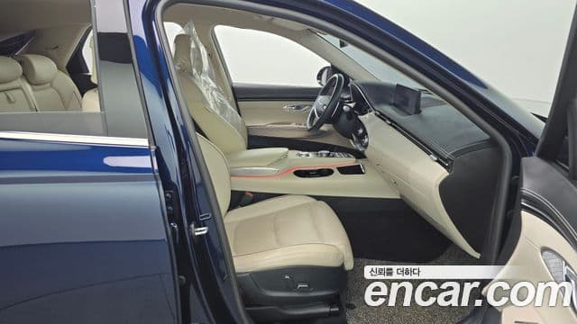 Genesis GV70 2021 — ფოტო 11/20