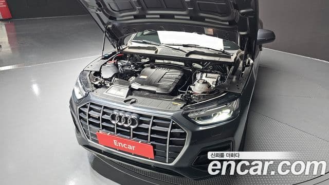 Audi Q5 2022 — ფოტო 19/20