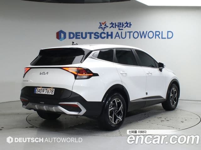Kia Sportage 2021 — Фото 2/20
