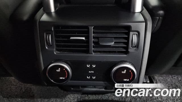 Land Rover Discovery 5 2021 — Şəkil 19/20