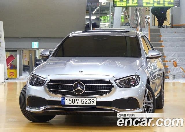 Mercedes-Benz E-Class 2022 — Şəkil 2/20