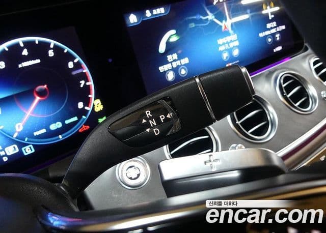 Mercedes-Benz E-Class 2022 — Şəkil 8/20