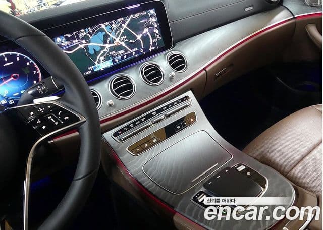 Mercedes-Benz E-Class 2022 — Şəkil 14/20