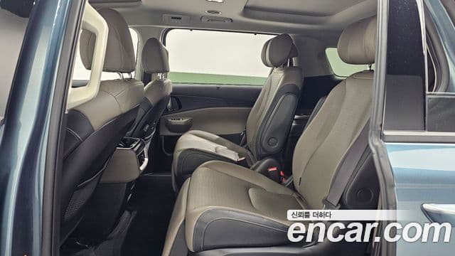 Kia Carnival 2024 — Şəkil 11/20