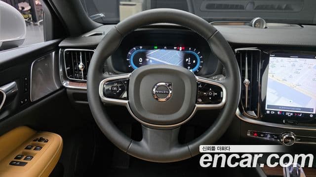 Volvo S60 2022 — Şəkil 13/20