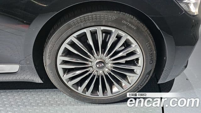 Kia The K9 2018 — фото 5 из 20