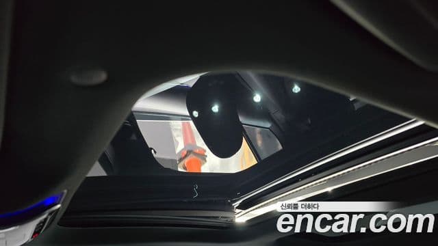 Mercedes-Benz C-Class 2022 — Şəkil 18/20