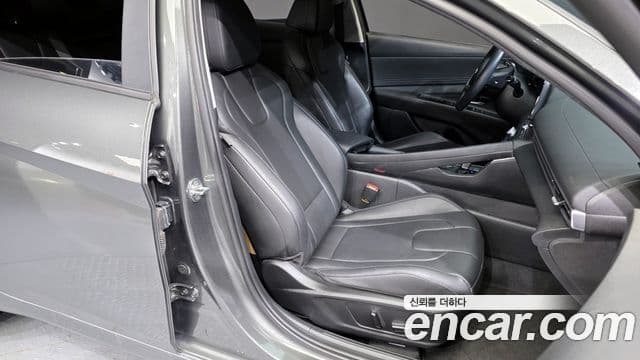 Hyundai Avante 2022 — Şəkil 12/20