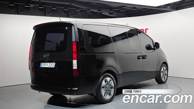 Hyundai Staria 2024 — Şəkil 2/20