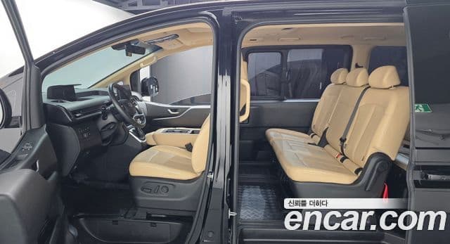 Hyundai Staria 2024 — Şəkil 17/20