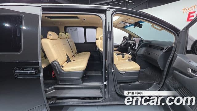 Hyundai Staria 2024 — Şəkil 18/20