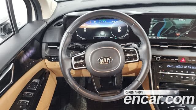 Kia Carnival 2021 — ფოტო 9/20